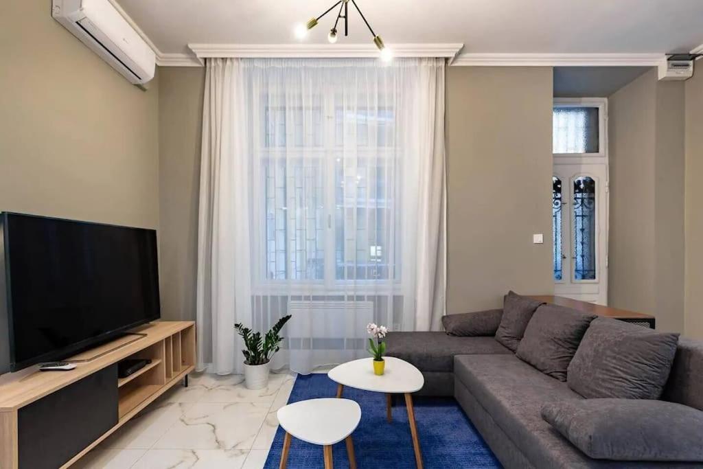 Luxurious In The Heart Of Apartment Budapest